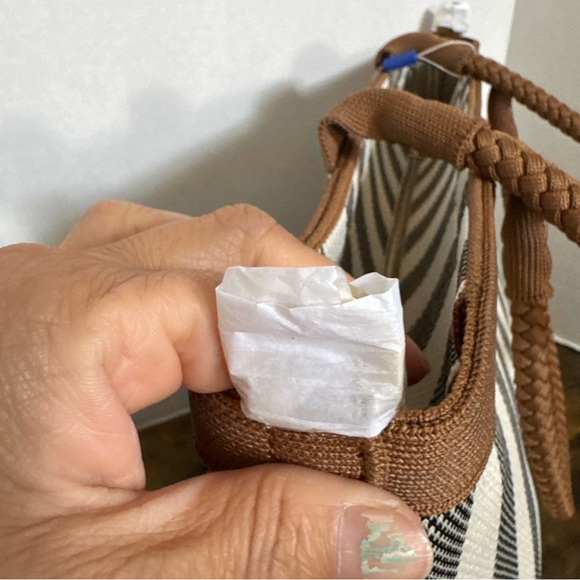 ROTHYS Rothy's The Lightweight Zip Tote Cabana Stripe Cream Black Camel NEW Tags - Picture 9 of 14